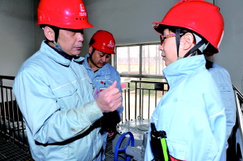 GPSѲ�z�O��ϵ�y�ڹܵ������еđ���